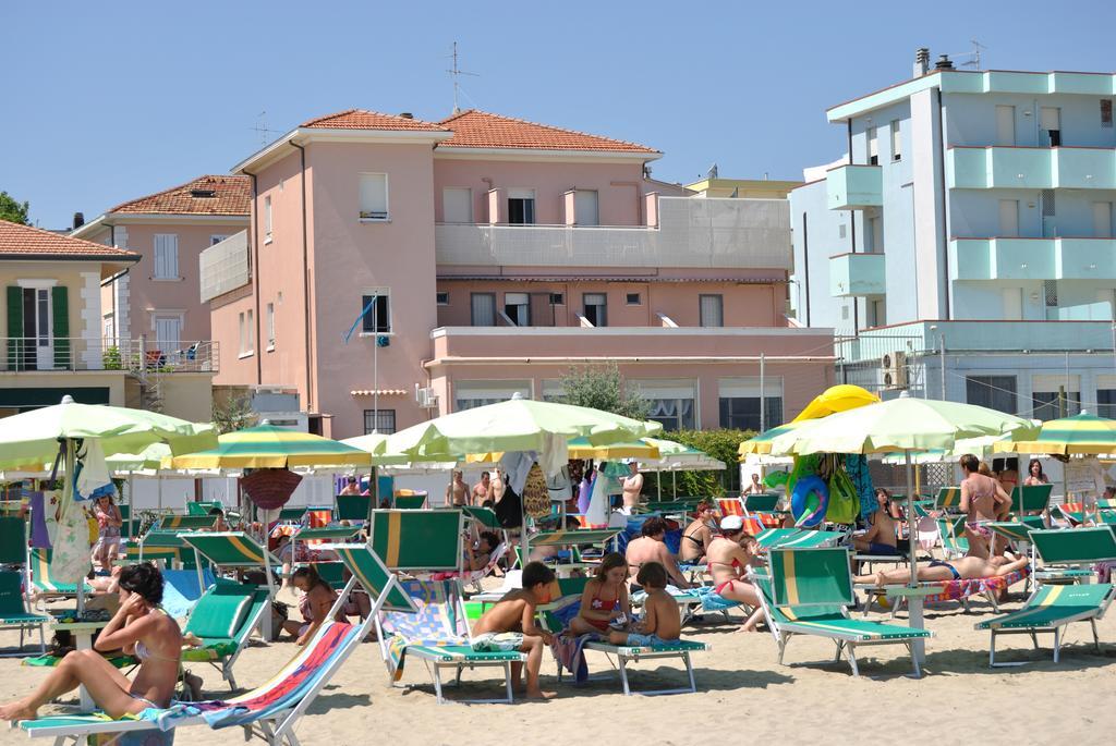 Hotel Vistamare Viserba Rimini Exterior photo
